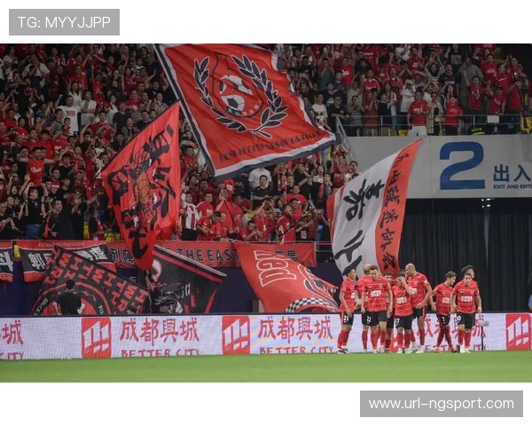 职业联赛颁奖典礼时隔6年重启,标志中超品牌价值回归 职业联赛颁奖典礼时隔6年重启,标志中超品牌价值回归